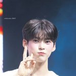 데뷔곡 <b>청량</b>이면