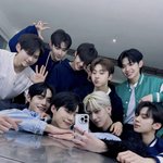 [ZB1] <b>아웅</b> 예쁜 내새끼들