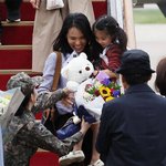 수단<b>교민</b> 탈출 막전막후 흩어진 <b>교민</b> 방탄차로 대사관 집결…