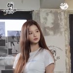 얼굴이 <b>너모</b> 작아서