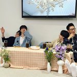 [방탄소년단] <b>무릎</b>이랑 어깨 24시간 내어줄수 있는데