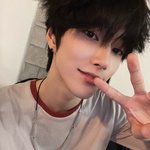 방금전 떴던 루키즈 셀카