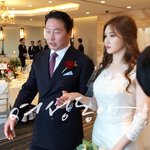 [드루와] 결혼 드레스 둘 중에 뭐가 더 나아보임?