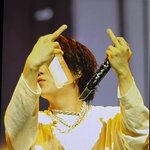 [방탄<b>bts</b>] <b>bts</b> 슈가 오늘 콘서트 투어에서 뻐큐