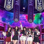 아이브 <b>키치</b> 코디 개이쁘긴 하네