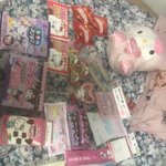 헬로키티 좋아하는 언니한테 주는 선물<b>구성</b> 에바?