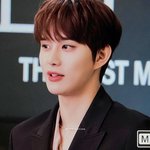 요새 얼굴이 미친 것 같은 엔시티 <b>정우</b>