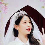 제국의 <b>황녀</b>님이 아이돌로 환생했다. (feat.아이브 장원영)