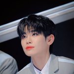 김태래 눈<b>대충</b>뜨고다닌대