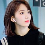 <b>사쿠라</b> 눈 새삼 ㅈㄴ 크지않냐