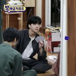 와 김영훈 쥴라 잘<b>생겻</b>다