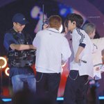 [엔하이픈] 서울페스타에서 감독님 <b>흐뭇</b>해 하시는거 봄?
