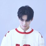 [ZB1] 성한빈 인스타 영상에 <b>팔</b> 없는거봄?