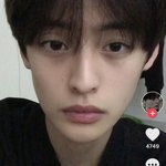 <b>틱톡</b>에 김지웅공이도 있음
