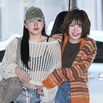 [댓글부탁해] 레드벨벳 예리-웬디, 아침 공항 미모가 반짝 [포토엔<b>HD</b>]