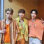 [도재정] 도재정 코디분.., 왜 뽕짝옷은 못버리시는건가요