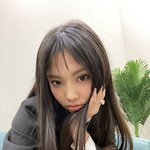 뿜어내는 분위기가 <b>독보적</b>인 아이돌