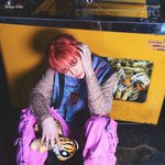 현진 <b>이</b> <b>티저</b> 옷 이상한지 몰랐음