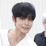 [모두드루와] <b>제배</b>원에 웃는거 예쁜 애들 많네