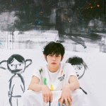 [TXT] 연준이 <b>왼쪽</b> 뒤에 그림 누구지?