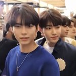 [ZB1] 성한빈 장미 목걸이ㅠㅠㅠㅠㅠㅠ