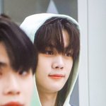 [ZB1] <b>맨앞</b>에 나만 보이는거 아니지?