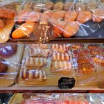 가격표 보고 이러는게 <b>촌년</b> 같음?