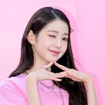 아이브 장원영 슈콤마보니 행사에서 ㄹㅇ <b>바비</b> 인형 같아