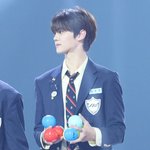 [ZB1] <b>왕자</b>같음