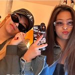 둘이 <b>제니리사</b> 닮지않음?