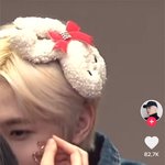 <b>성민</b>이가 그 여자애를 잡고 쳐다보는 게 너무 스윗하네 질투 나!...