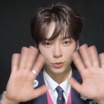 [ZB1] 아 한빈이 더워서 <b>홍조</b> 올라옴