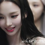 실물 후기 만으로는 <b>만족</b> 못할 비주얼