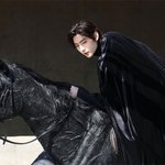 없던 첫사랑도 만들어낼 <b>작정</b>인 남돌