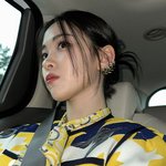 근데 이런 셀카는 어케찍냐
