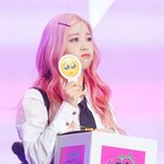 요즘 <b>행사</b> 뛰는 스테이씨 멤버들