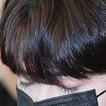 속눈썹이 길어서 마스크까지 닿는 아이돌