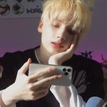 황금빛의 <b>왕자</b>님