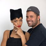 리한나 이 사진들 진심 <b>캣우먼</b> 그 잡채다