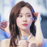 <b>윈터</b>는 ㄹㅇ 레전드다