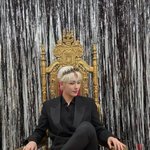 [ZB1] 아 광공 앞에 놓인