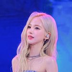 나 이제 금발도 좋아졌어