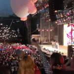 <b>미국</b> <b>공연</b>에서 45분동안 10곡 라이브로 몰아친 있지