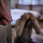 요즘은 얼굴이 착해보이면 <b>만만</b>하게생각하나요?