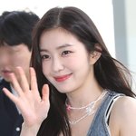 [모두드루와] 왜 아이린은 맨날 <b>보정</b>한다고 까이는거임?