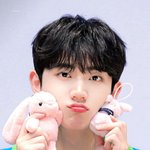 누가 봐도 귀염 <b>상인</b> 남자 아이돌