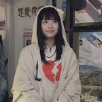 하니 진짜 애니캐같어