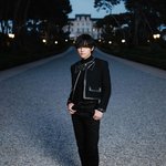 셀린느 <b>디너</b> 파티 참석한 뷔