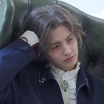 이목구비 초과근무 <b>수당</b> 줘야겠어