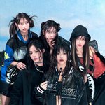 뉴진스 화보 컨셉은 <b>누가</b>짜냐